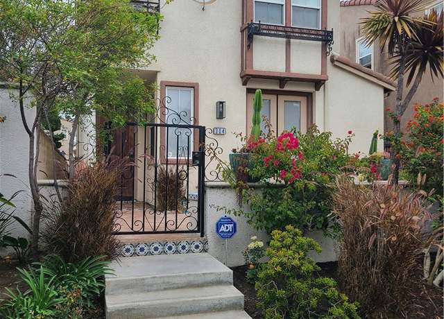 Property at 304 Ultimo Ave, Long Beach, CA 90814, 3 beds, 2.5 baths