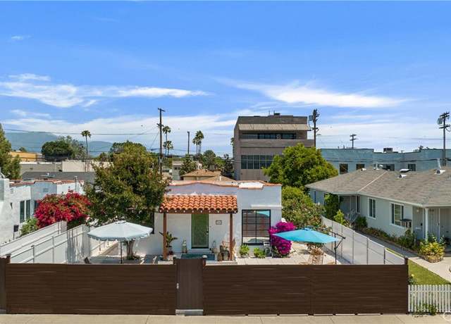 Property at 5512 Willowcrest Ave, North Hollywood, CA 91601, 3 beds, 1.5 baths