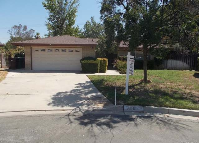 Property at 41169 Nona, Hemet, CA 92544, 2 beds, 1.5 baths