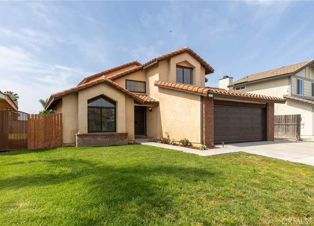 Property at 17253 Dolphin St, Fontana, CA 92336, 4 beds, 3 baths