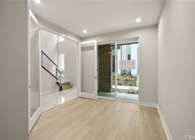 Property at 2615 Everly Dr, San Diego, CA 92108, 3 beds, 3.5 baths