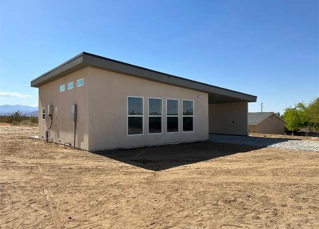 Property at 7374 Olympic Rd, Joshua Tree, CA 92252, 2 beds, 2 baths