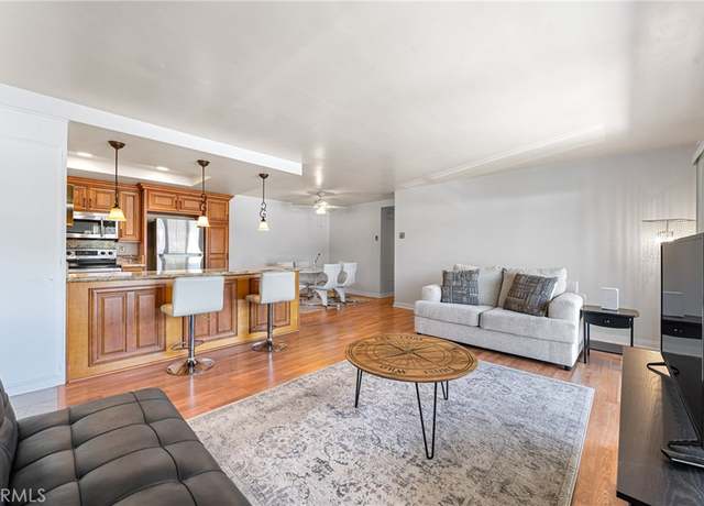 Property at 2338 Avenida Sevilla Unit P, Laguna Woods, CA 92637, 2 beds, 2 baths