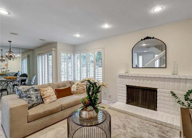 Property at 43 Glenhurst #24, Irvine, CA 92604, 3 beds, 2.5 baths