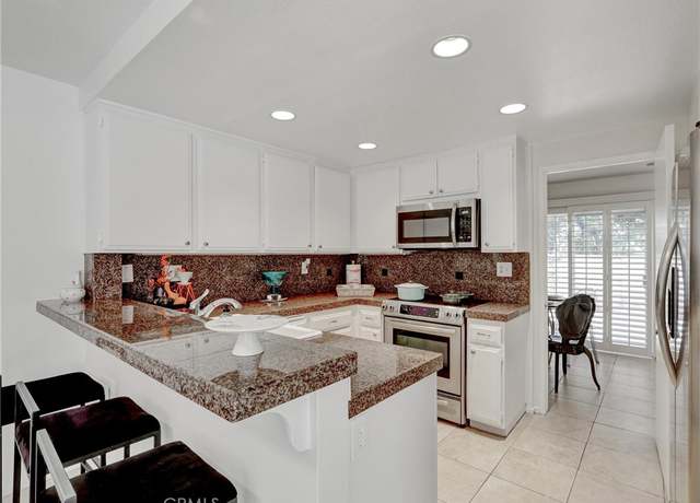 Property at 43 Glenhurst, Irvine, CA 92604, 3 beds, 2.5 baths