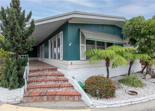 Property at 18601 Newland St #3, Huntington Beach, CA 92646, 2 beds, 2 baths