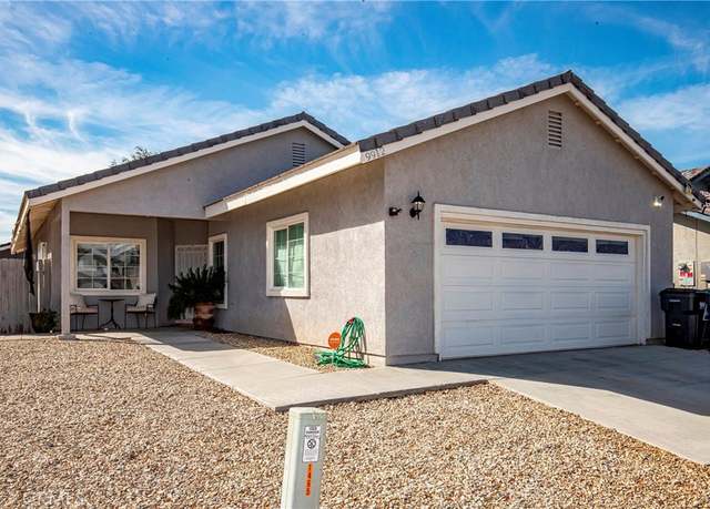 Property at 9912 Putter Ct, California City, CA 93505, 3 beds, 2 baths