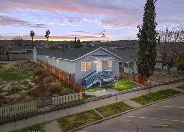 Property at 313 Woodrow St, Taft, CA 93268, 3 beds, 2 baths