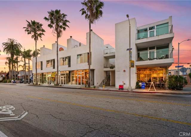Property at 1121 Abbot Kinney Blvd #3, Venice, CA 90291, 2 beds, 2.5 baths