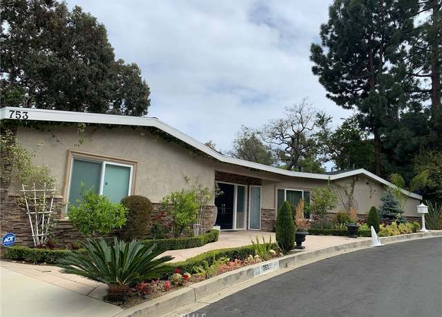 Property at 753 Claymont Dr, Los Angeles, CA 90049, 3 beds, 3 baths