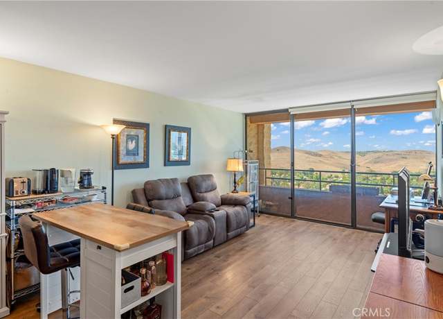 Property at 24055 W Paseo Del Lago #901, Laguna Woods, CA 92637, 1 bed, 1 bath