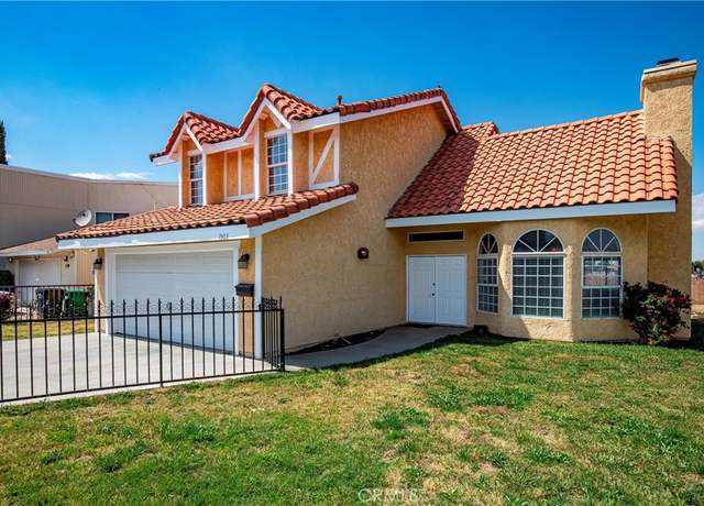 Property at 1503 W Newgrove St, Lancaster, CA 93534, 3 beds, 2.5 baths