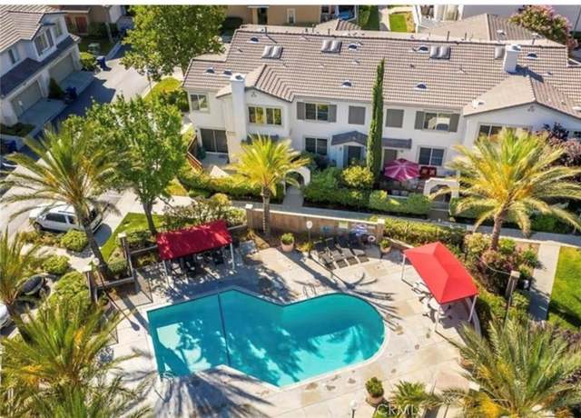 Property at 22705 Sundance Creek Dr, Saugus, CA 91350, 3 beds, 3 baths