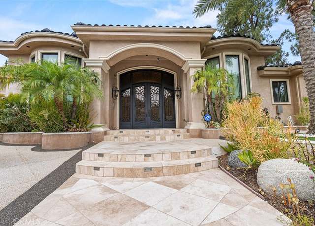 Property at 4555 Winnetka Ave, Woodland Hills, CA 91364, 4 beds, 5 baths