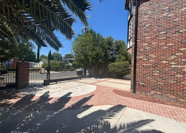 Property at 5514 SYLVIA Ave, Tarzana, CA 91356, 5 beds, 5 baths