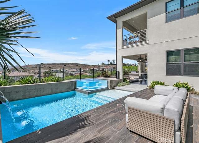 Property at 33901 Paseo Eternidad, San Juan Capistrano, CA 92675, 5 beds, 4.5 baths
