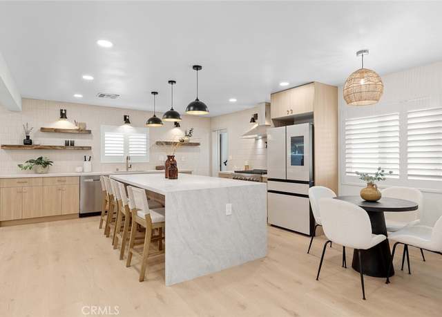 Property at 114 S Emerald Pl, Anaheim, CA 92804, 5 beds, 4 baths