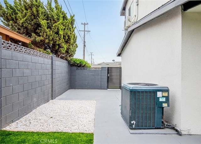 Property at 114 S Emerald Pl, Anaheim, CA 92804, 5 beds, 4 baths