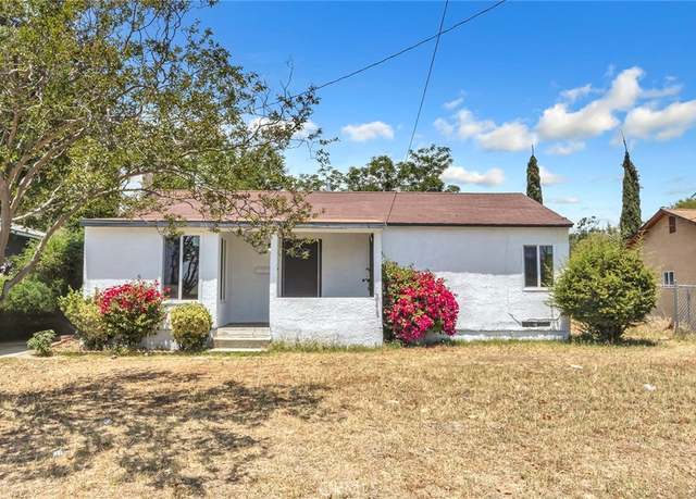 Property at 1131 W Nicolet St, Banning, CA 92220, 3 beds, 1 bath