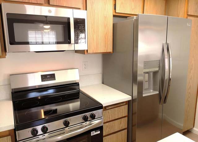 Property at 707 Eastshore Ter #26, Chula Vista, CA 91913, 2 beds, 2 baths