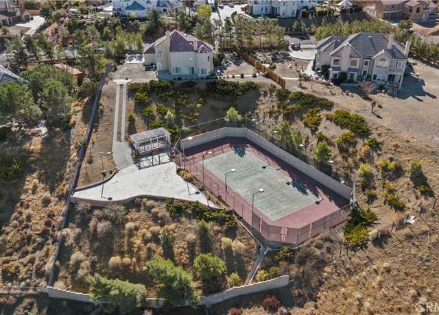 Property at 511 Sugar Loaf Dr, Palmdale, CA 93551, 4 beds, 4 baths
