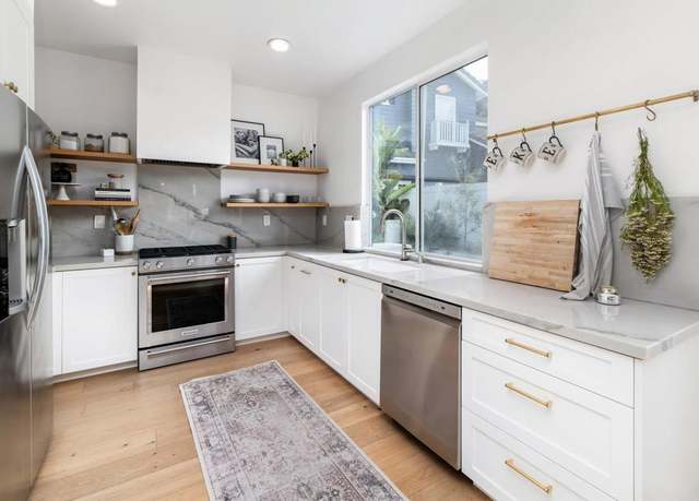 Property at 1203 Cambria Way, Encinitas, CA 92024, 3 beds, 2.5 baths