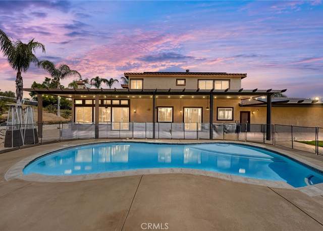Property at 18936 Summerleaf Ln, Riverside, CA 92504, 4 beds, 3.5 baths