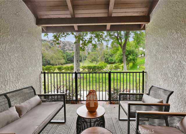 Property at 9403 Via Yolanda, Burbank, CA 91504, 2 beds, 2.5 baths