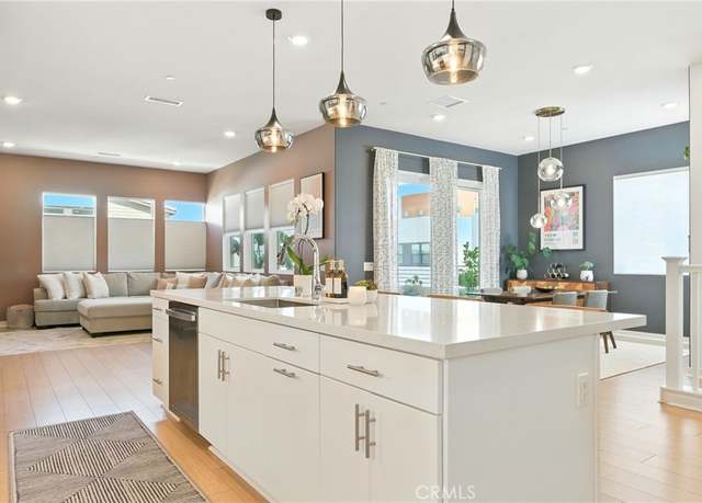 Property at 27475 Mercantile Ct, Valencia, CA 91381, 4 beds, 3.5 baths