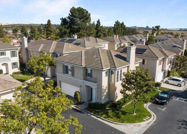 Property at 210 Belflora Way, Oceanside, CA 92057, 3 beds, 2.5 baths