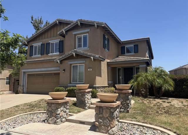 Property at 396 Suncup Cir, Hemet, CA 92543, 5 beds, 3 baths