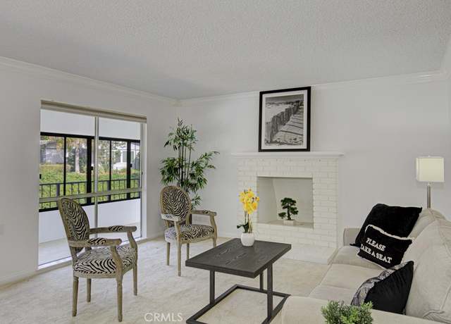 Property at 674 Via Mendoza Unit D, Laguna Woods, CA 92637, 2 beds, 2 baths