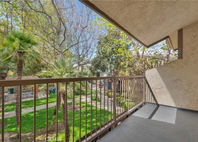 Property at 754 Seawind Way, Port Hueneme, CA 93041, 2 beds, 2.5 baths