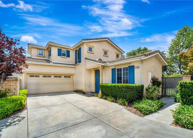 Property at 27735 Summer Grove Pl, Valencia, CA 91354, 4 beds, 3 baths