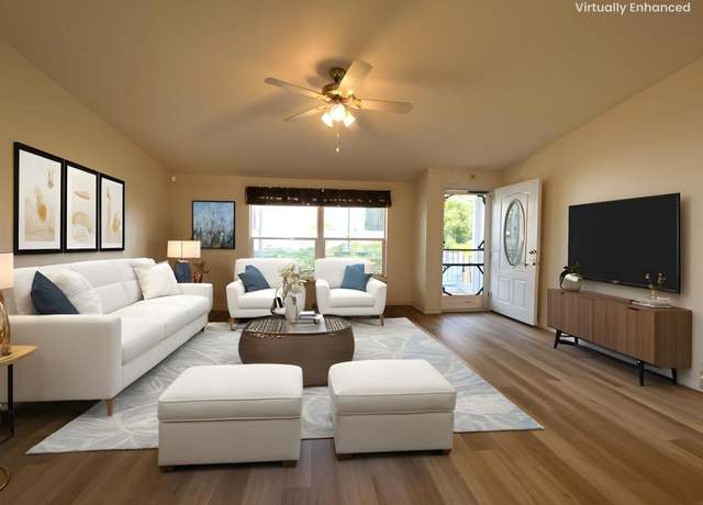 Property at 1285 E Washington Ave #20, El Cajon, CA 92019, 3 beds, 2 baths