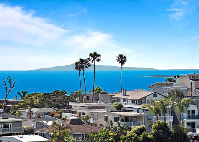 Property at 970 Quivera St, Laguna Beach, CA 92651, 4 beds, 3.5 baths