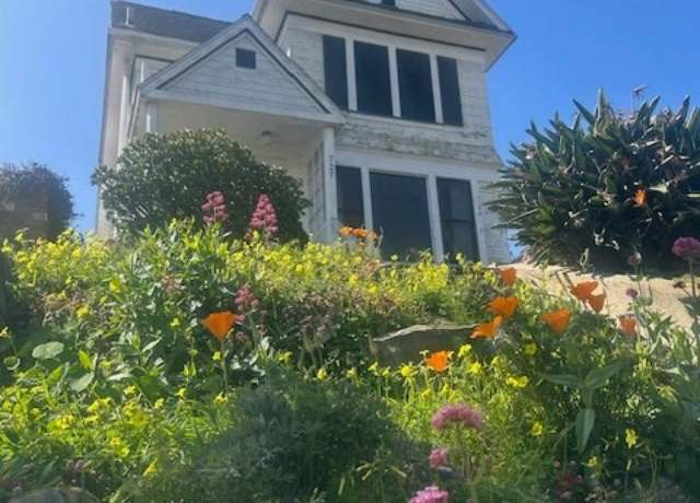 Property at 727 W 32nd St, San Pedro, CA 90731, 4 beds, 2 baths