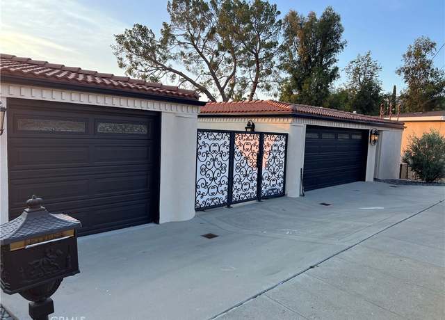 Property at 21765 Ybarra Rd, Woodland Hills, CA 91364, 5 beds, 4 baths