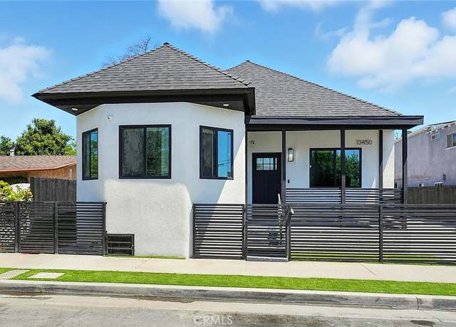 Property at 13450 Jetmore Ave, Paramount, CA 90723, 6 beds, 4 baths