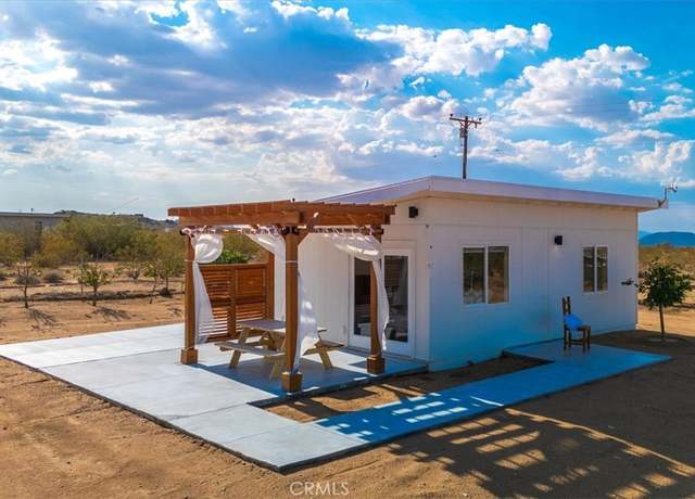 Property at 2250 Delgada Ave, Landers, CA 92285, 1 bed, 1 bath