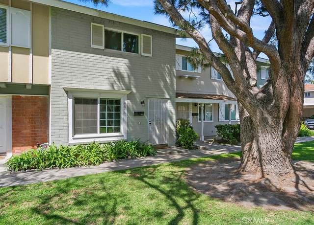 Property at 19846 Kingswood Ln, Huntington Beach, CA 92646, 2 beds, 1.5 baths