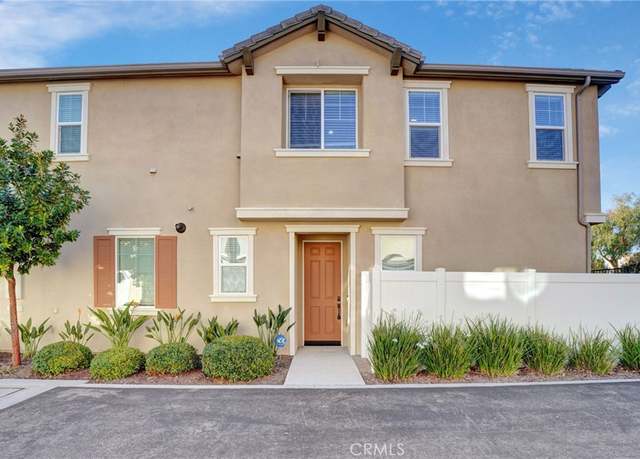 Property at 22824 W Olive Way, Canoga Park, CA 91304, 3 beds, 2.5 baths