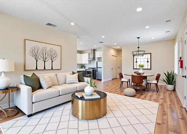 Property at 7820 Fulton Ave, North Hollywood, CA 91605, 5 beds, 5 baths