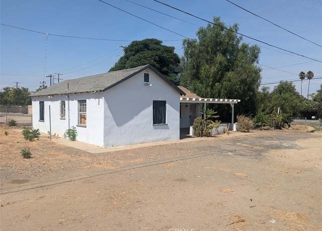 Property at 18883 Grand Ave, Lake Elsinore, CA 92530, 2 beds, 1 bath
