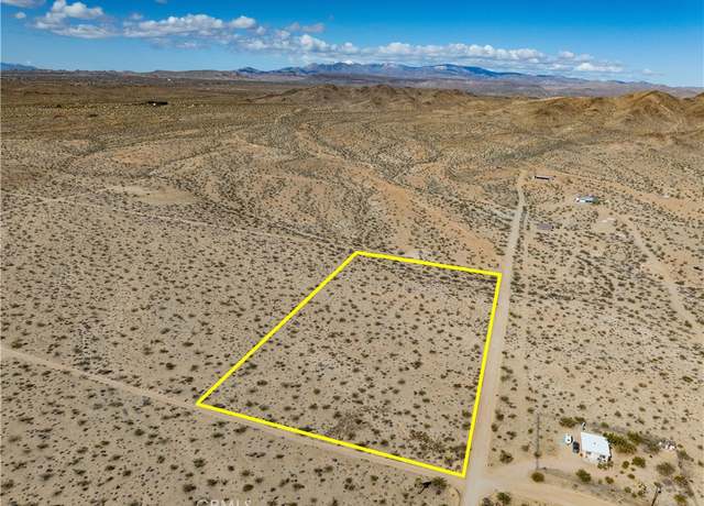 Property at 60385 Winters Rd, Joshua Tree, CA 92252