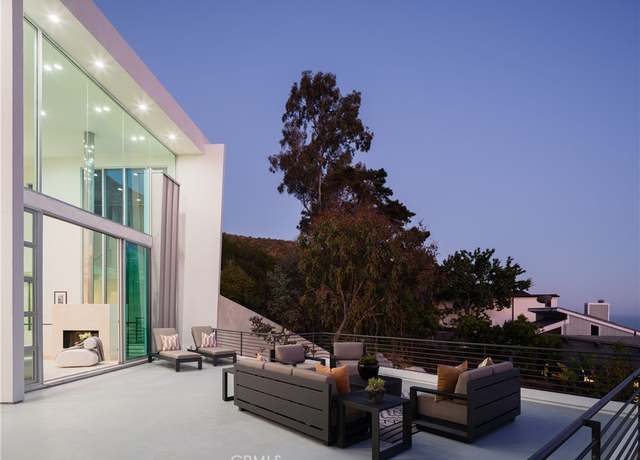 Property at 468 Ashton Dr, Laguna Beach, CA 92651, 4 beds, 4.5 baths