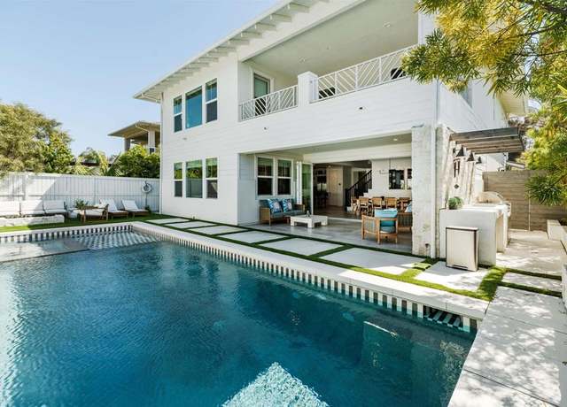 Property at 1204 Lanai Ct, Carlsbad, CA 92008, 4 beds, 4.5 baths