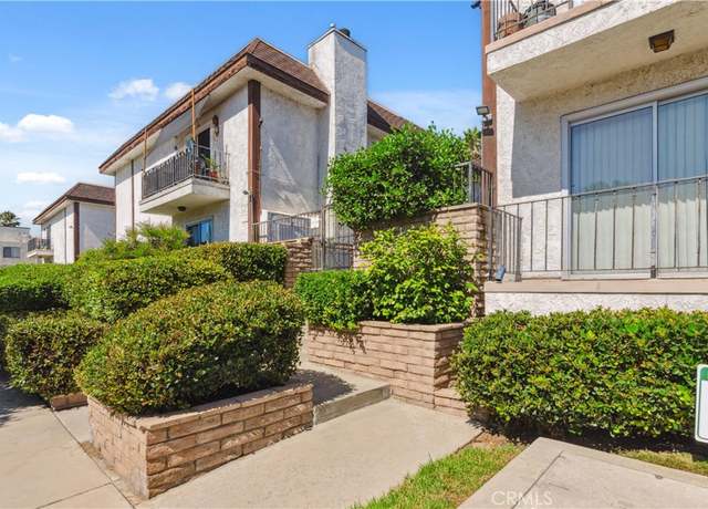 Property at 8544 Independence Ave #102, Canoga Park, CA 91304, 2 beds, 1 bath