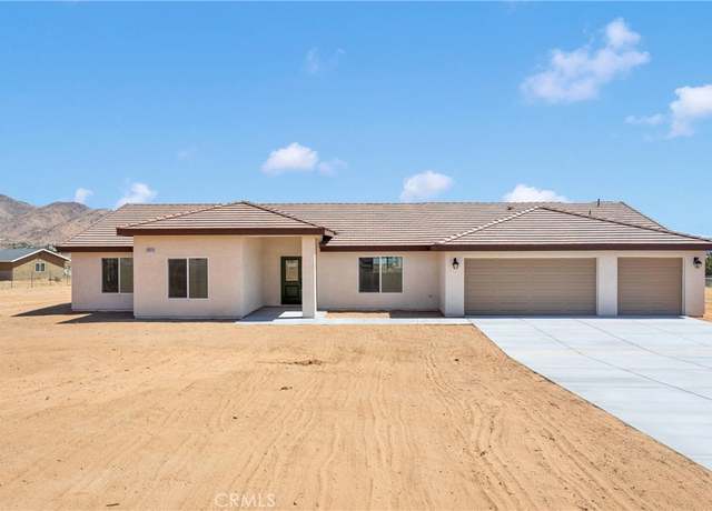 Property at 24617 Pala Rd, Apple Valley, CA 92307, 4 beds, 2.5 baths