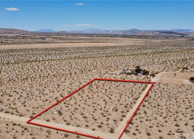 Property at 888 Lucky Ln, Landers, CA 92285